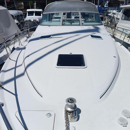 מלון סנט אדריה דה בסוס Diagonal Mar Sailboat מראה חיצוני תמונה